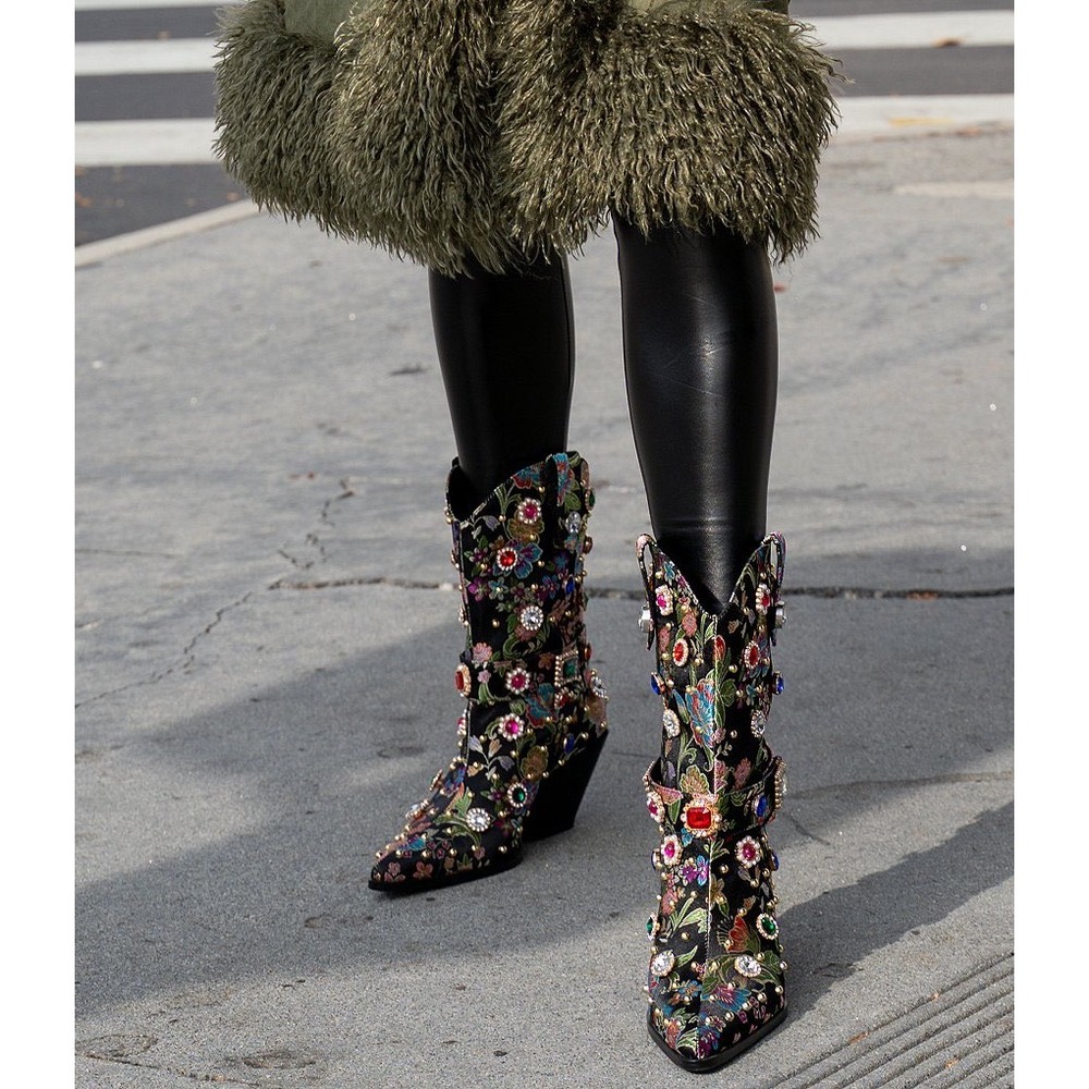 Azalea Wang Diligent Floral Brocade Stud Jewel Western Mid Calf Boots Sz 7